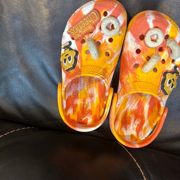 Cheerios crocs - Picture 3 of 5